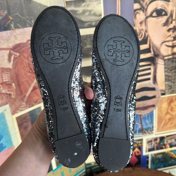 ((3 for 1 Bundle)) for the Tory Burch Flat Lover! - Picture 15 of 15